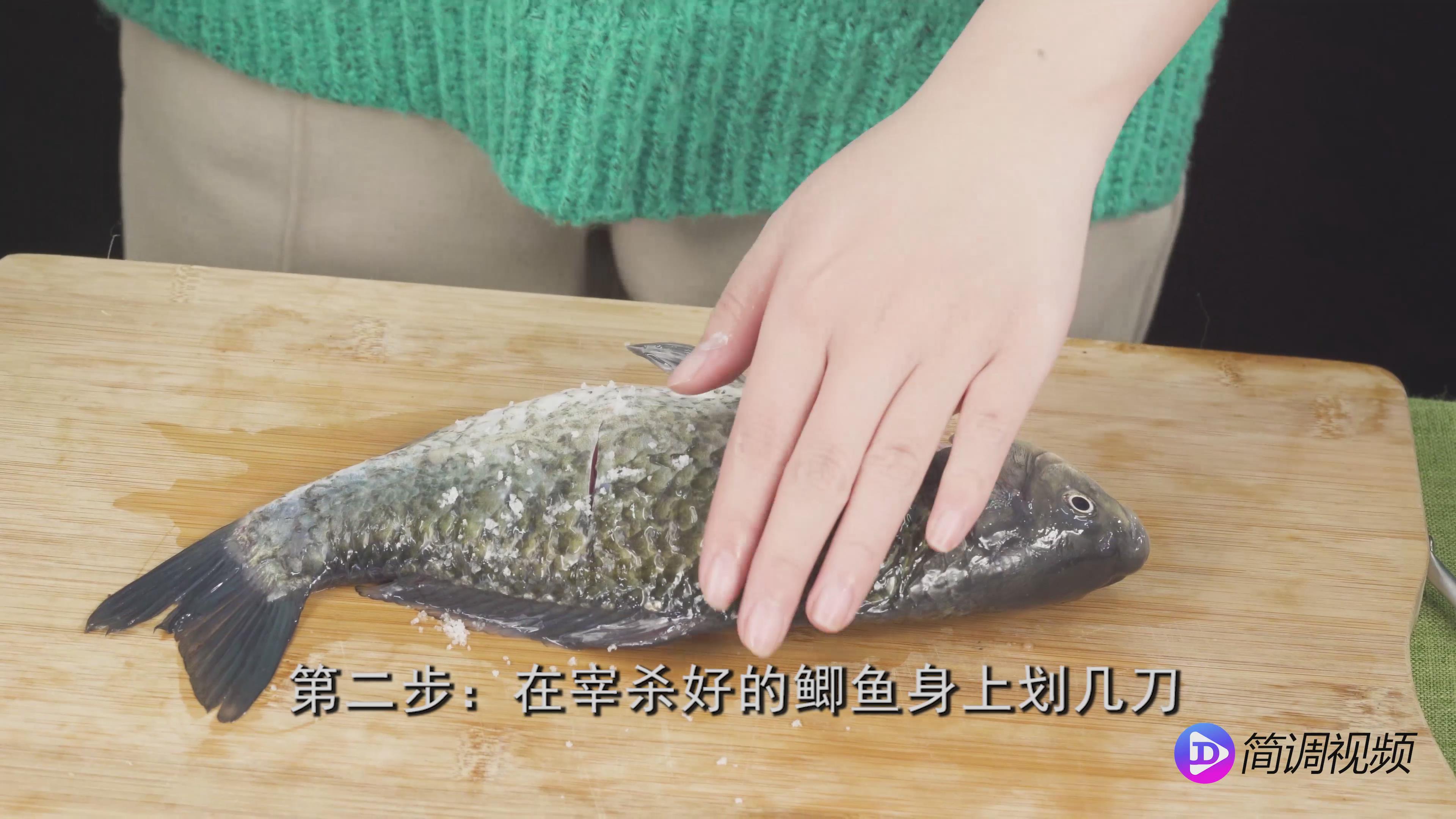清炖鲫鱼汤的做法 清炖鲫鱼汤的做法有哪些