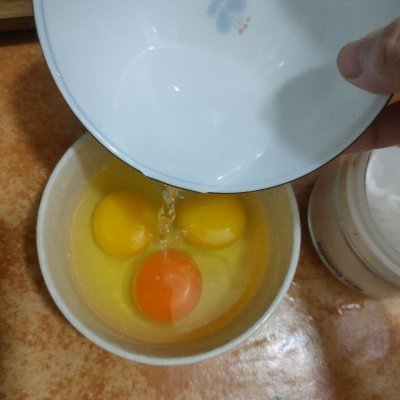 西红柿炒鸡蛋的做法英文 这就是西红柿炒鸡蛋的做法英文