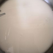 自制凉粉怎么做，豌豆凉粉的做法 家庭自制豌豆凉粉条