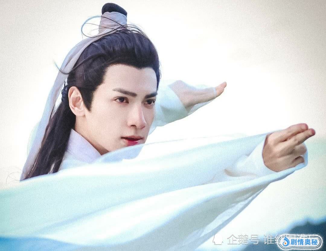 容齐润玉都很惨，还有6个相同点？罗云熙眼神戏轻易区分