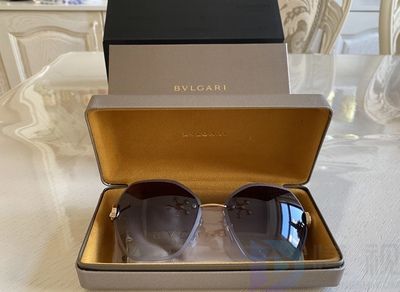 BVLGARI宝格丽发布2022秋冬全新皮具与配饰