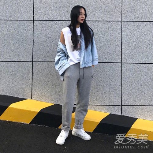 从韩国小姐姐的街拍里找答案 韩国口罩小姐姐小视频