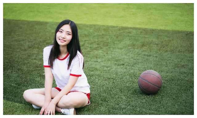 学院派搭配 学院派牛仔衣，带我走上换季搭配巅峰