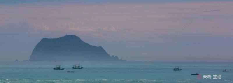 《观沧海》古诗 《观沧海》古诗有拼音 《观沧海》原文及翻译