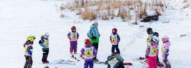 小孩滑雪 孩子学滑雪的利弊 孩子学滑雪的意义
