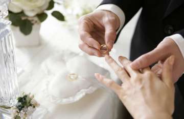 给你们结婚视频 抖音婚礼上唱给你们视频 抖音《唱给你们》