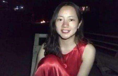 小二姐 小二姐claire个人资料 和导演张扬的一夜情真相