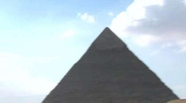 金字塔里的秘密 金字塔的神秘之处 埃及金字塔的秘密