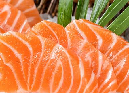 家常做法熟吃三文鱼 三文鱼的营养价值 三文鱼的做法和吃法