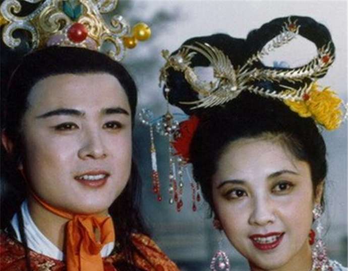 徐少华朱琳 徐少华爱过朱琳吗 朱琳看徐少华眼神