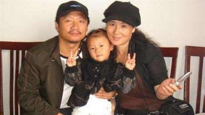 谢广坤的扮演者 唐鉴军女儿死亡原因 唐鉴军有几个孩子