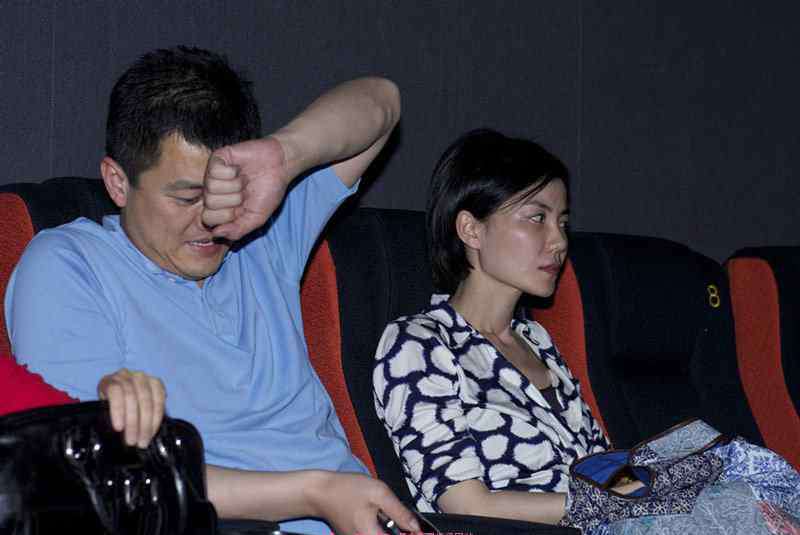 王菲离婚了吗 王菲李亚鹏离婚了吗 王菲李亚鹏离婚真相