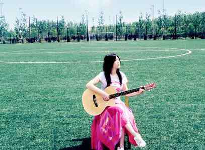 西单女孩歌曲 西单女孩演唱的歌曲 西单女孩近况如何