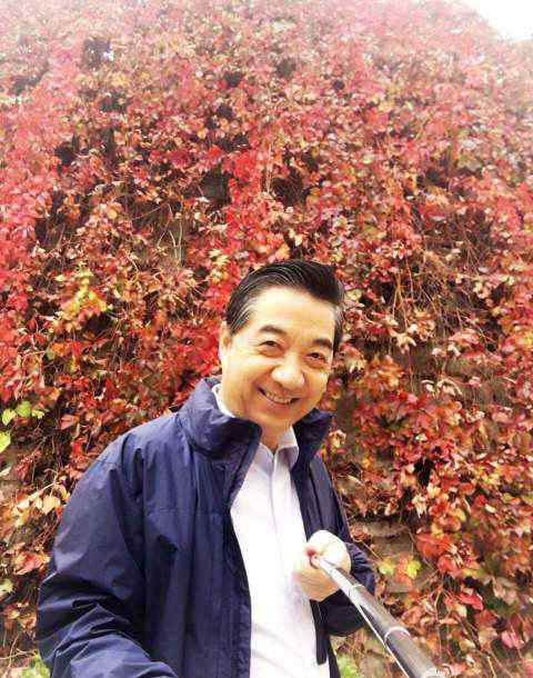 张召忠为什么叫局座 局座张召忠开微博自称老司机 军事专家张召忠为什么叫局座呢