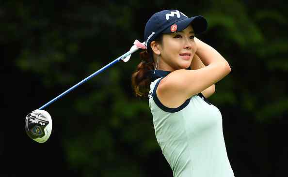 亚美蝶 日选手高喊“亚美蝶” 原因竟和韩头号高尔夫美女安信爱有关