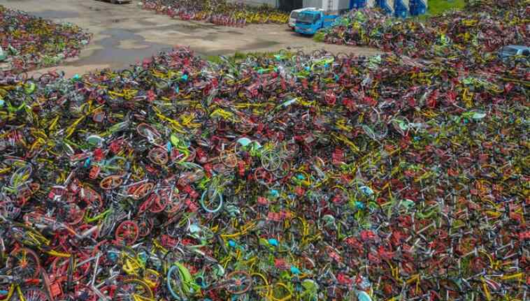 自行车回收 共享单车回炉变铁锅 废旧车辆有望实现100%回收