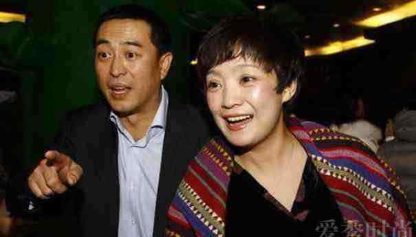 张嘉译和王海燕 揭秘张嘉译老婆王海燕去世真相 张嘉译王海燕婚后生活