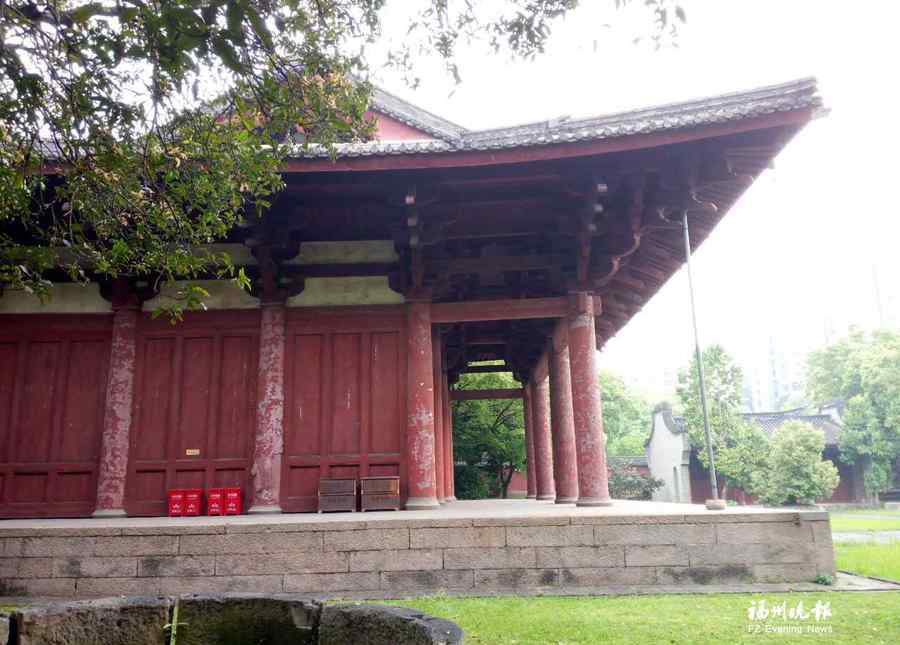 福州华林寺 千年华林寺闭门修缮 主要解决大殿渗漏问题