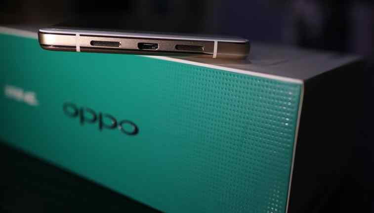oppor17配置 OPPO新款手机即将上市 OPPO R17配置汇总