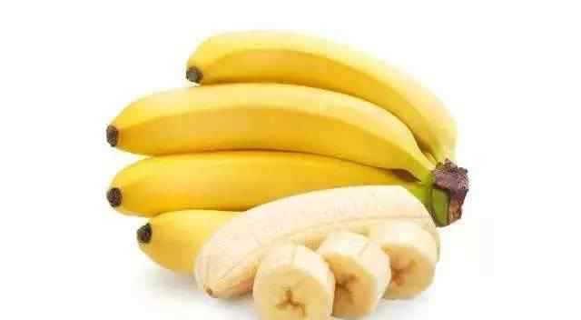 吃香蕉可以喝牛奶吗 香蕉、柿子、牛奶、咖啡、鱼…在空腹时到底能不能吃？