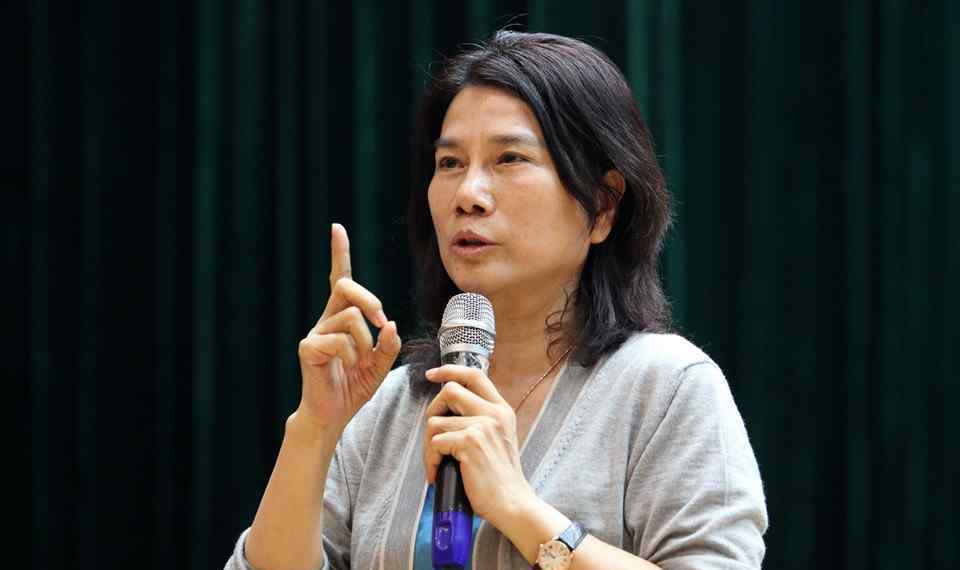 格力空调董明珠简介 董明珠家庭成员情况 格力董明珠家庭背景大揭秘