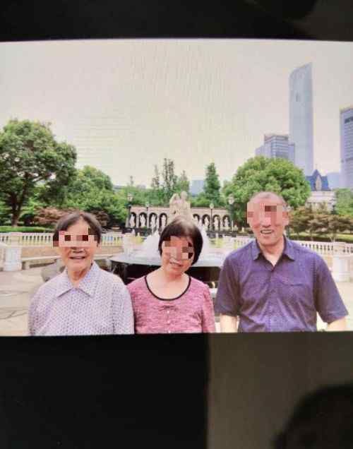 嫌父亲吃饭多打父亲 一家5人出游1人还事件详细始末 一家5人出游为什么只有1人还生？