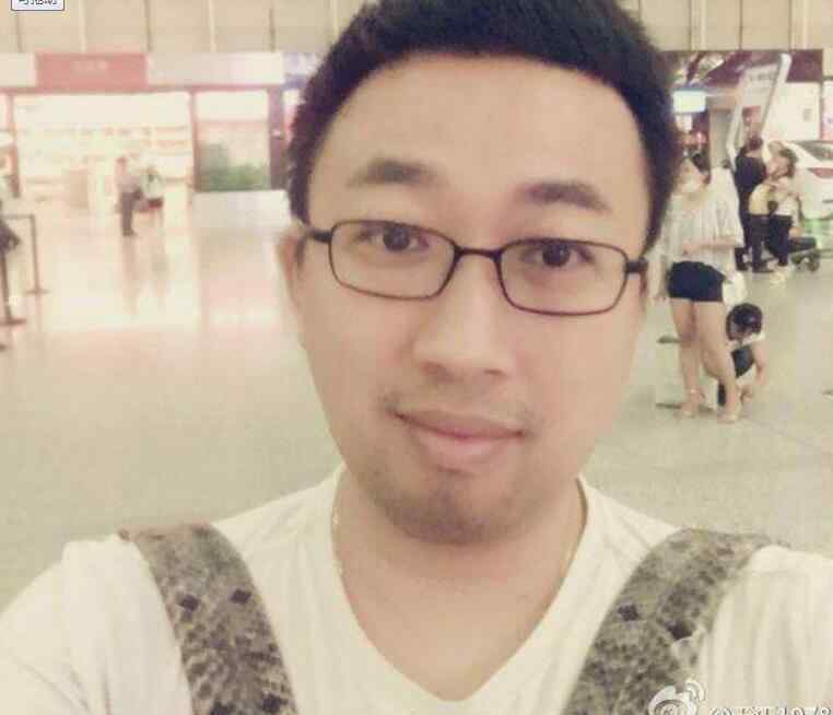 小龙女被污多长时间 于正版小龙女 被玷污时暧昧地微笑淫荡又可耻