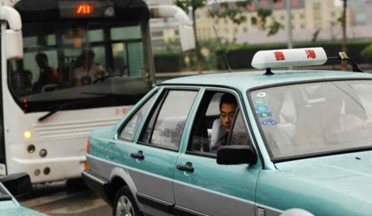 广州出租拒载罚款 广州出租车拟新规 司机拒载一次罚500至2000元