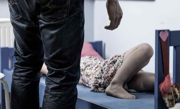 中通回应性侵 中通回应性侵 快递员强暴女子事件后中通股价受挫