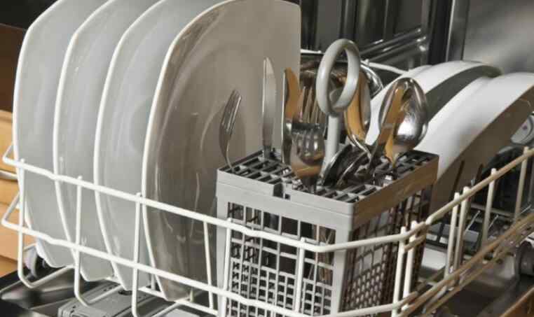 洗碗机一点也不好用 洗碗机好用吗 家用洗碗机究竟值不值得买