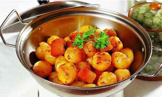 土豆怎么做才好吃 小土豆如何去皮 小土豆怎么做才好吃