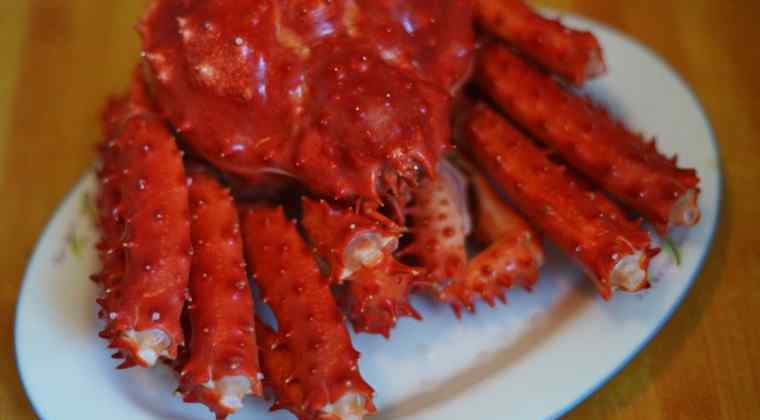 帝王蟹怎么吃 帝王蟹什么季节吃最好 如何选购帝王蟹