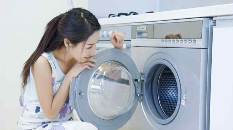 波轮和滚筒哪个实用 洗衣机哪个牌子好 洗衣机滚筒好还是波轮好