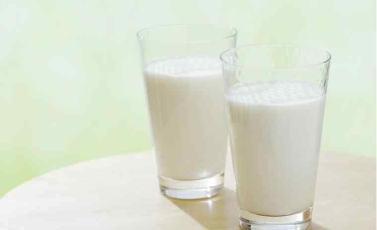 全脂牛奶会发胖吗 全脂牛奶不好？数据告诉我们 营养价值是优于的