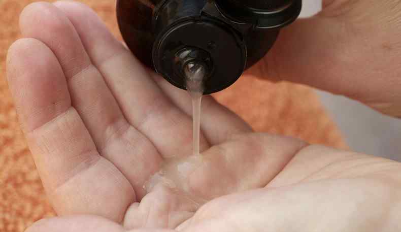 蜗蜗洗发水 蜗蜗洗发水多少钱一瓶 蜗蜗洗发水好用吗