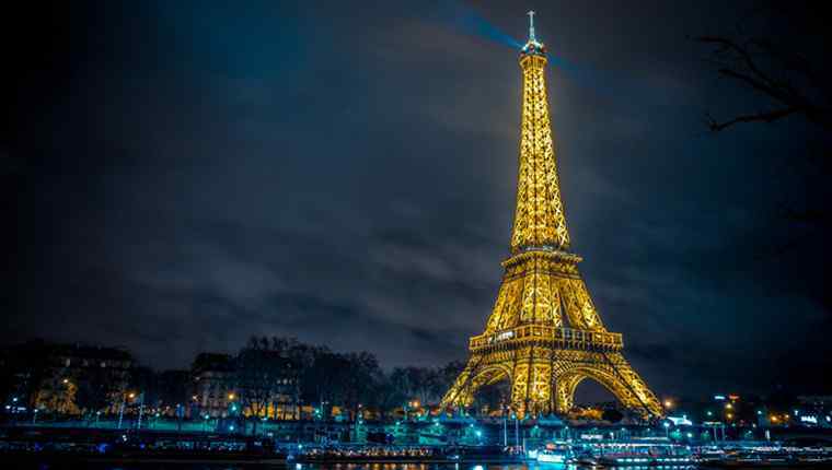 埃菲尔铁塔130岁 埃菲尔铁塔130岁 巴黎埃菲尔铁塔最全旅游指南介绍