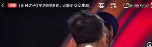 李宇春险被强吻 李宇春险被强吻 李宇春通过微博道平安