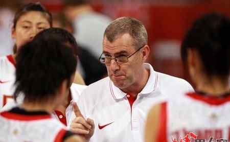 中国女篮主教练 主教练马赫回归中国女篮 魏伟渴望成女篮砥柱