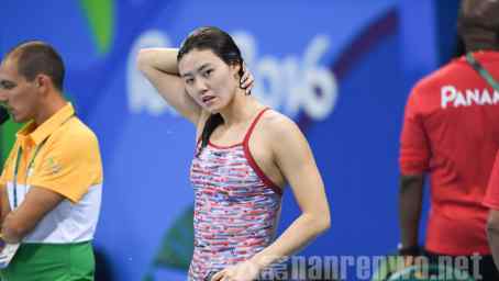刘湘破世界纪录 刘湘破世界纪录 成为第一位游进27秒的女子选手
