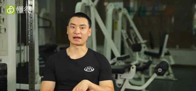 拉力器 拉力器的锻炼方法（图文）