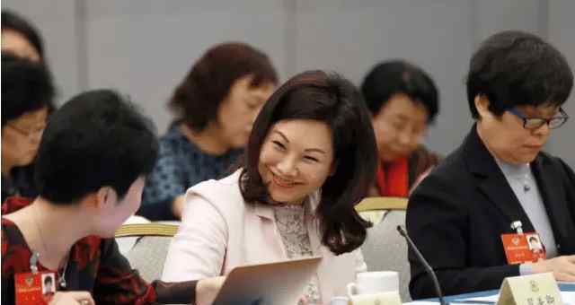 高颜值高智商女人!地产圈男神都被她们搞定了
