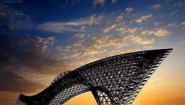 看见海、赏夜空南汇嘴海景生态公园