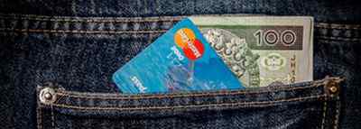 身份证到期银行卡被停 银行卡的身份证过期了怎么更新 方法很简单