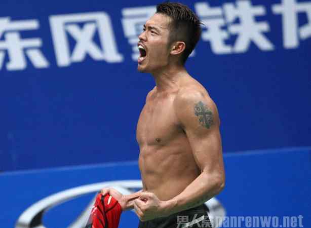 林丹肌肉 林丹肌肉训练秘密 林丹空降猛男真人秀现场