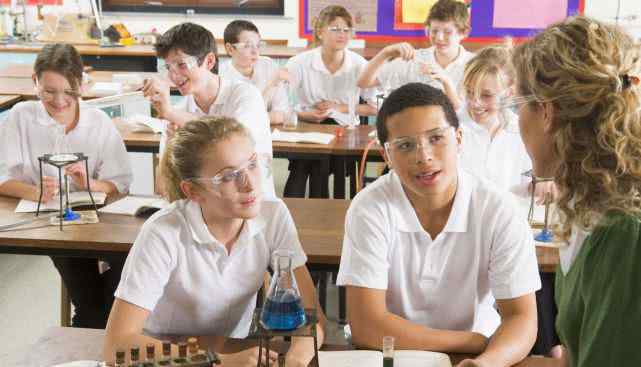 国外留学雅思种类内容,三千大道留学中介好吗?