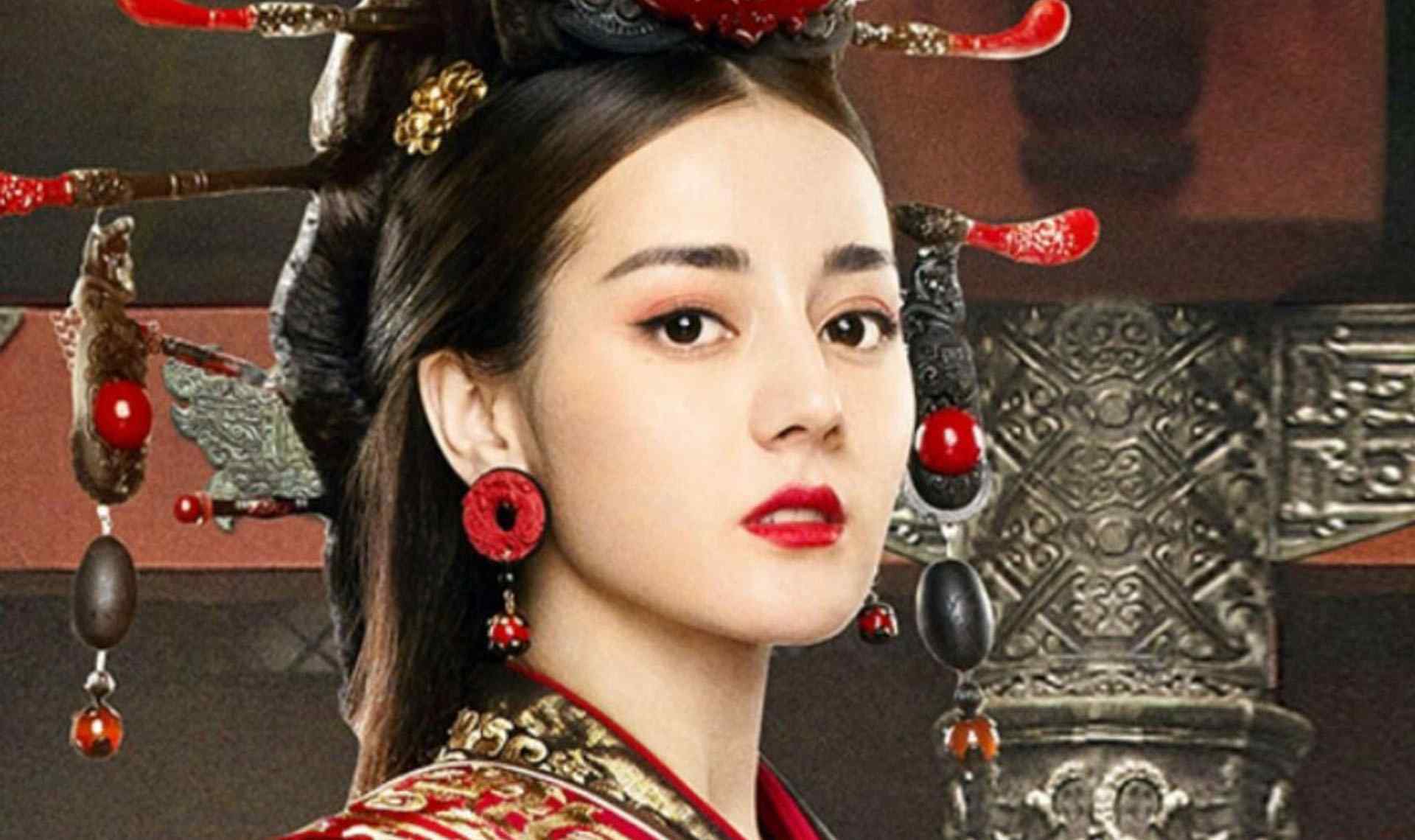 迪丽热巴古装 迪丽热巴的7个古装造型，第一个丑爆了，最后一个最美但鲜为人知