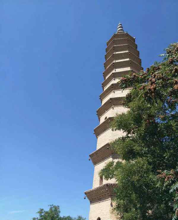 田军校 中宁鸣沙洲塔