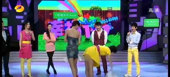 快乐大本营吴昕 快乐大本营主持人吴昕走光图片全集回顾
