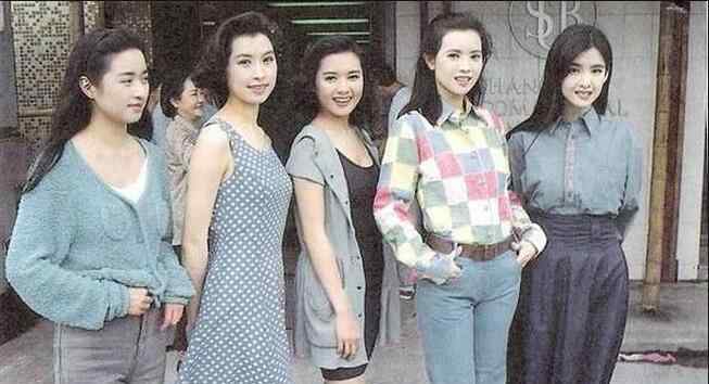 黄百鸣老婆 25年前的这部电视剧 竟集结了五位美若天仙的女明星