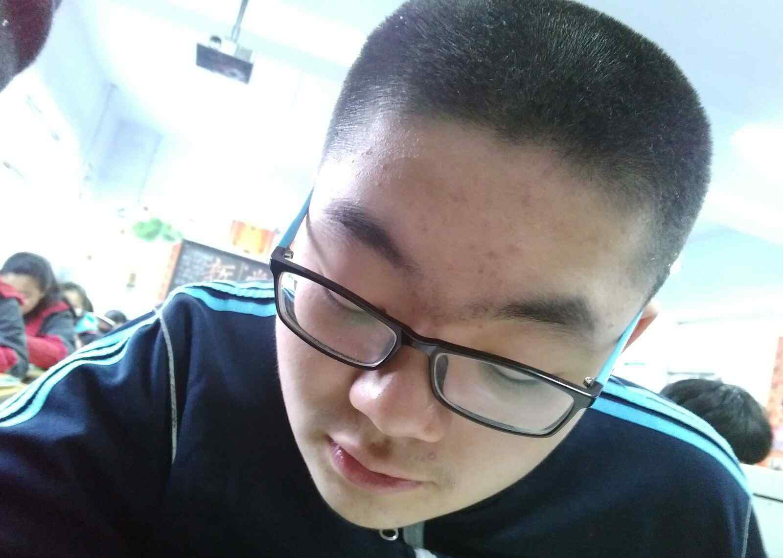 夫君子之行 夫君子之行，静以修身，俭以养德; 非澹泊无以明志，非宁静无以致远。 夫学须静也，才须学也; 非学无以